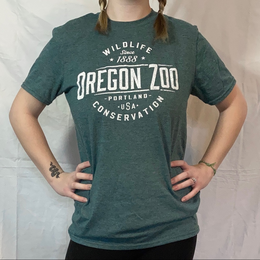 Green Oregon Zoo T-shirt
